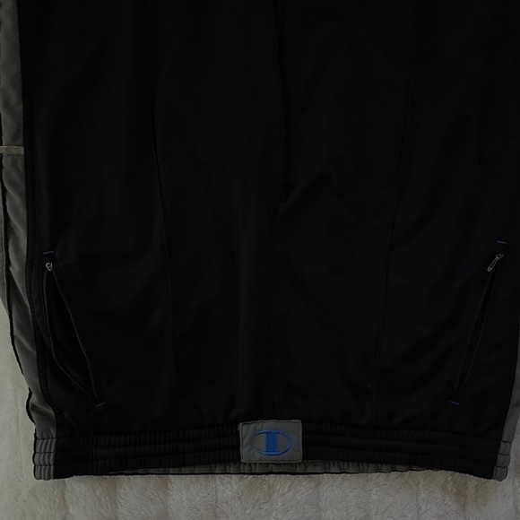 3 for $35 ITEM! MENS Champion Sweatpants - Picture 3 of 6
